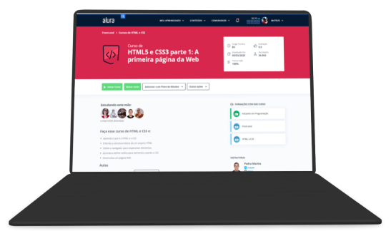 um notebook com um curso da Alura